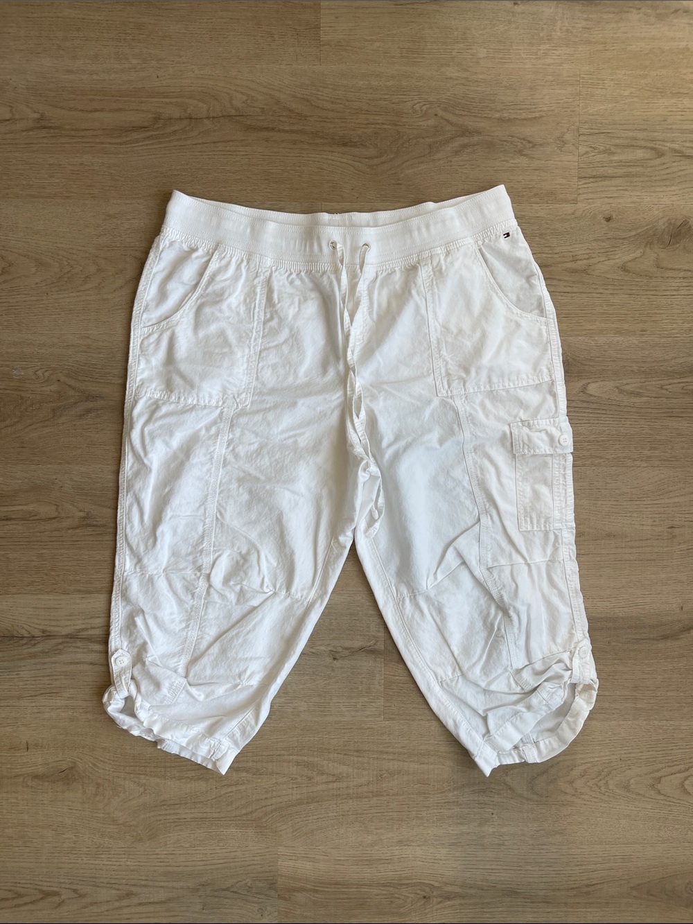 Tommy Hilfiger White Women's Cargo Capri Pants